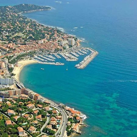 Charmante Maison Centre-Ville Sainte-Maxime, Plages A 2 Pas Exterior photo